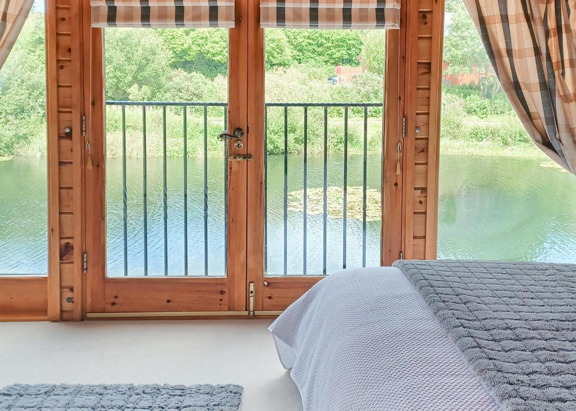 Anglesey Lakeside Lodges Menai Bridge Δωμάτιο φωτογραφία