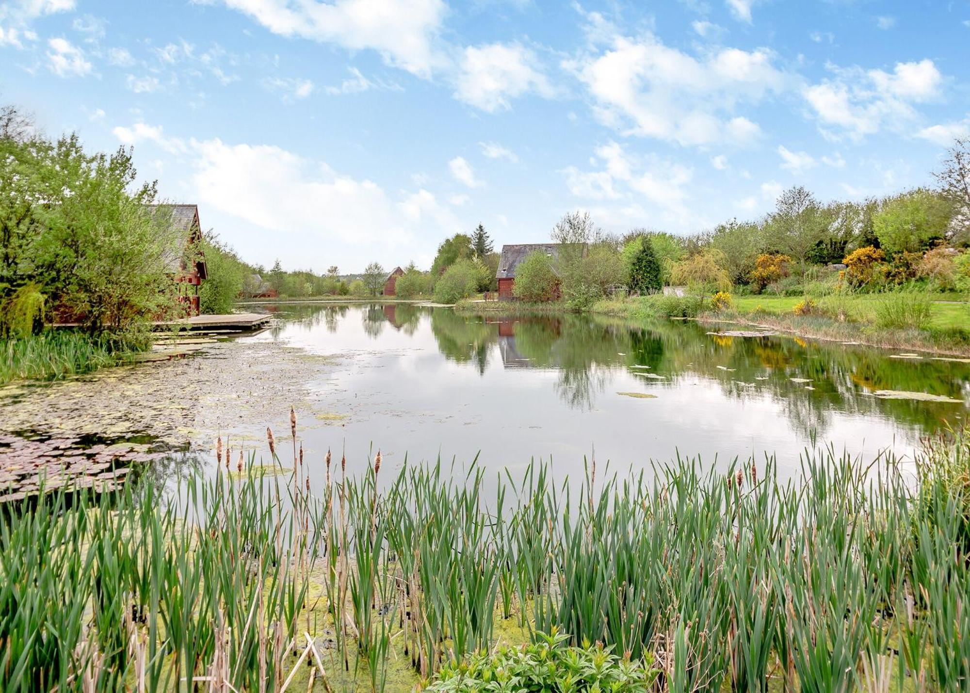 Anglesey Lakeside Lodges Menai Bridge Δωμάτιο φωτογραφία