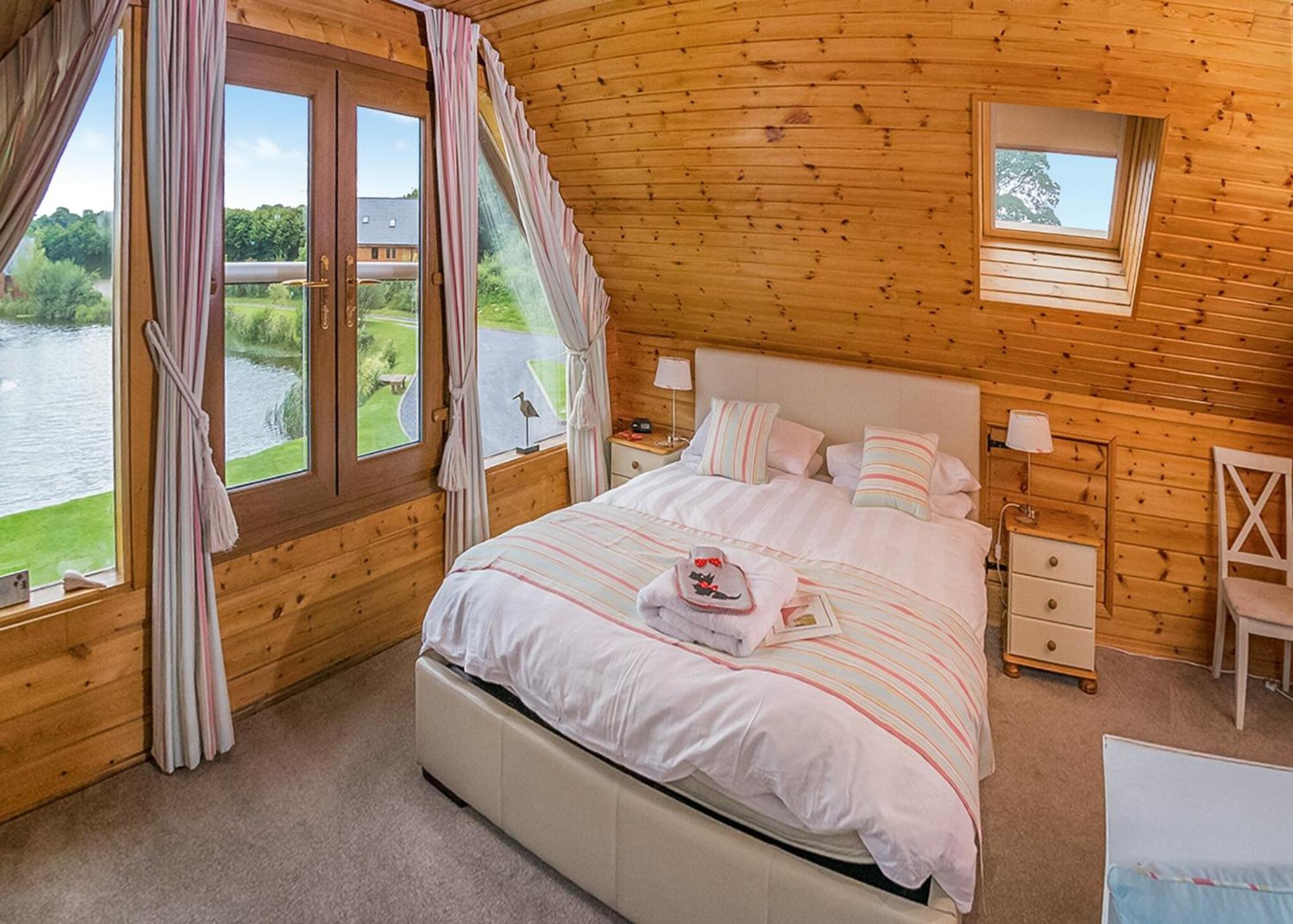 Anglesey Lakeside Lodges Menai Bridge Δωμάτιο φωτογραφία