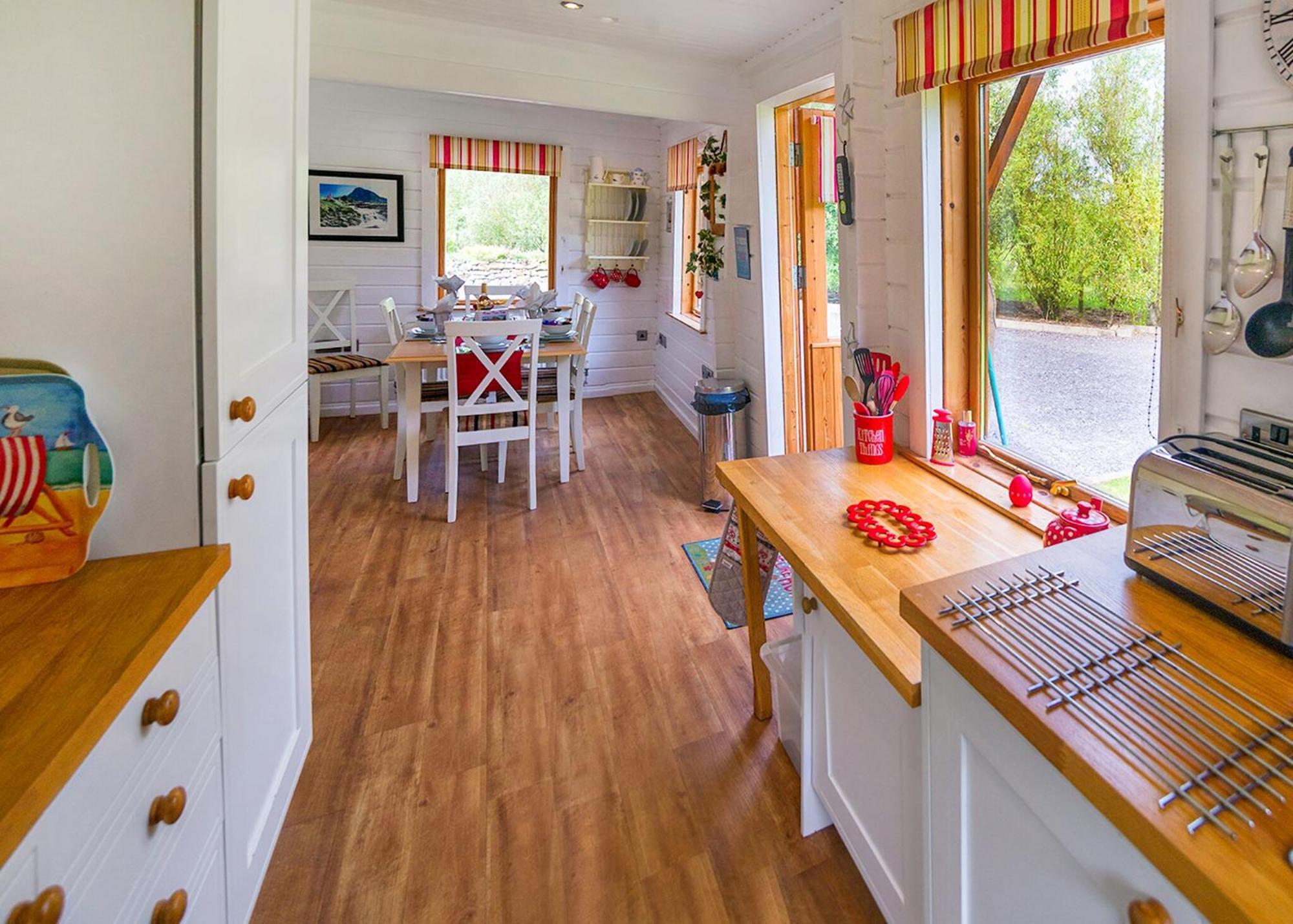 Anglesey Lakeside Lodges Menai Bridge Δωμάτιο φωτογραφία