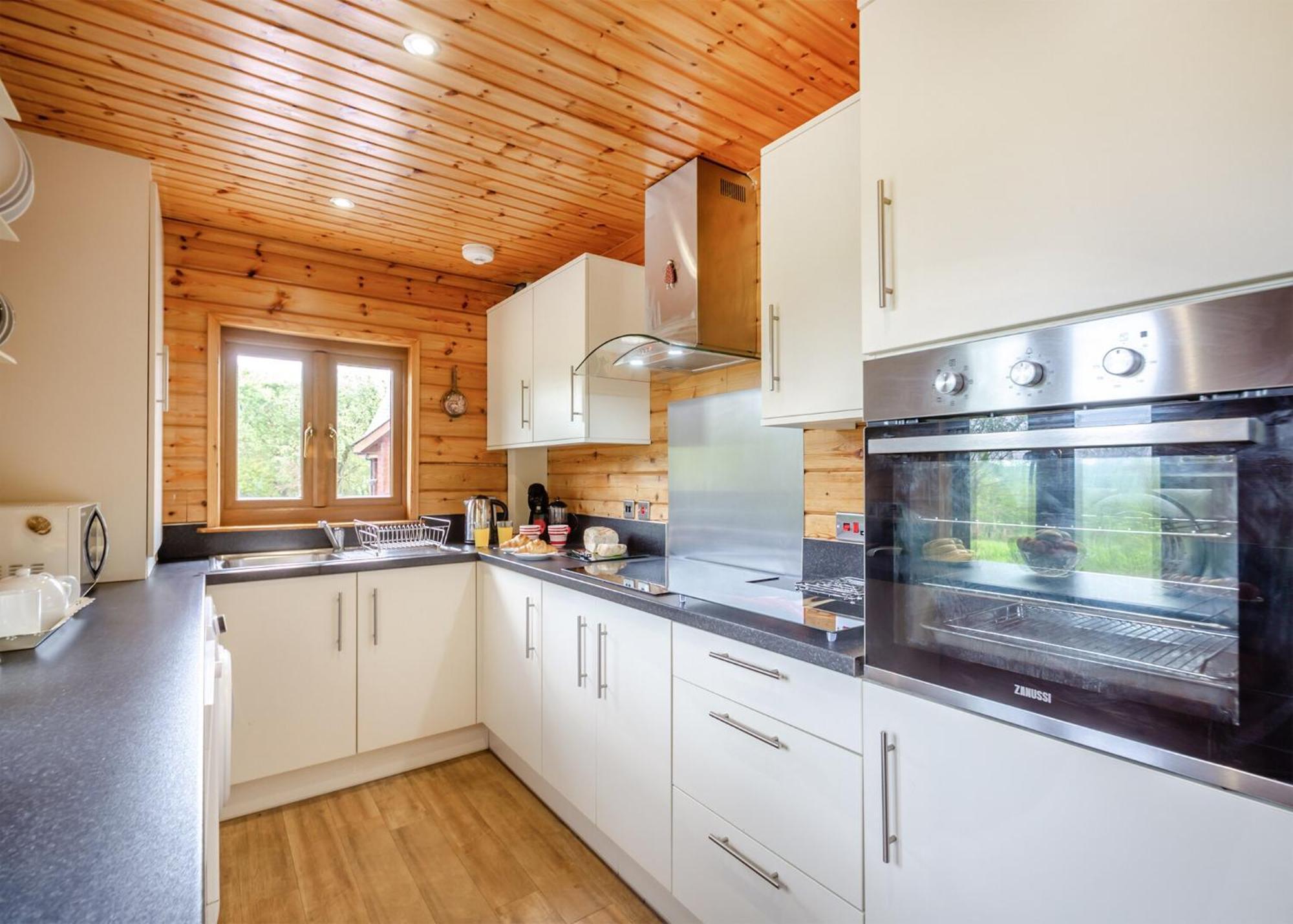 Anglesey Lakeside Lodges Menai Bridge Δωμάτιο φωτογραφία
