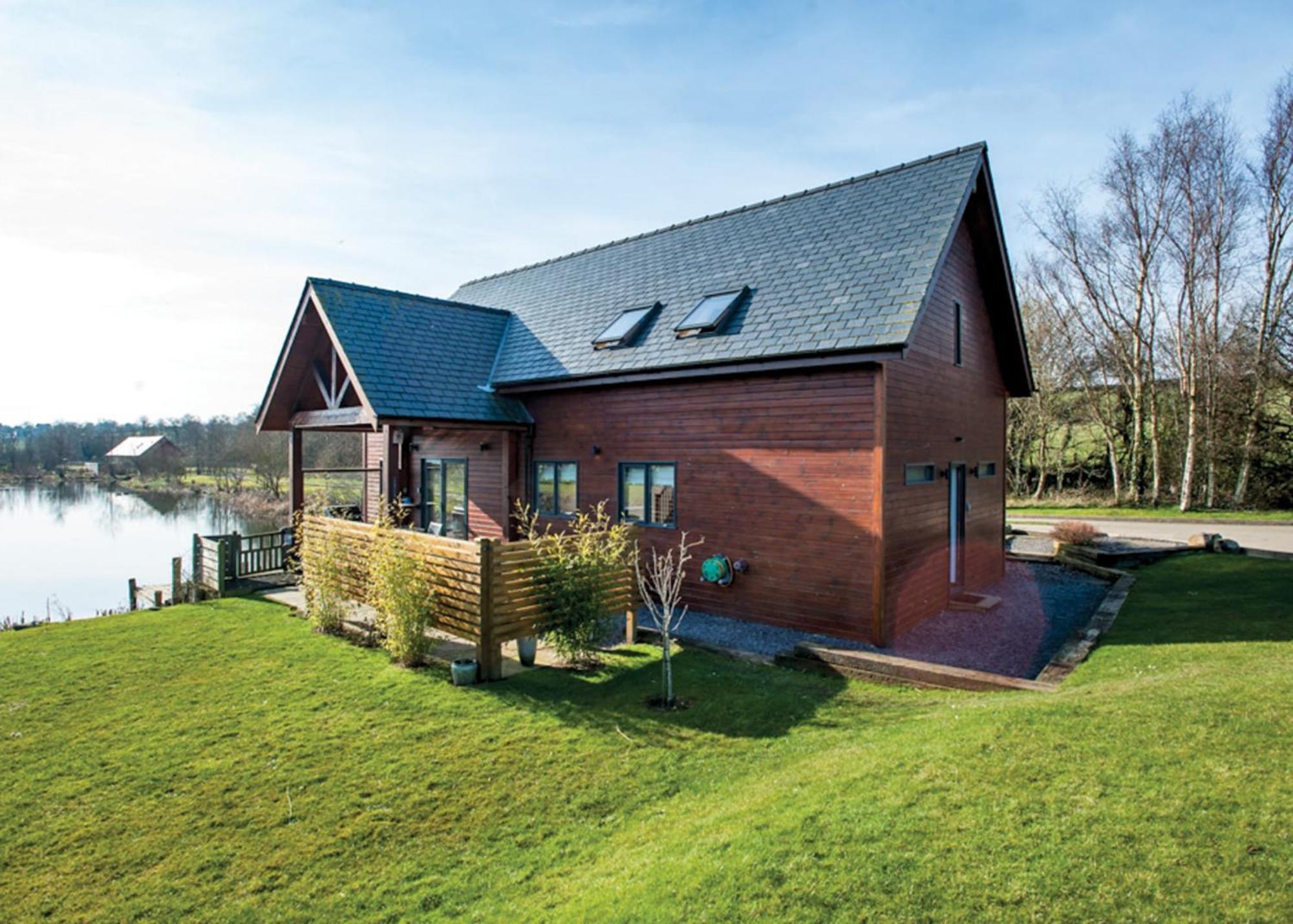 Anglesey Lakeside Lodges Menai Bridge Εξωτερικό φωτογραφία