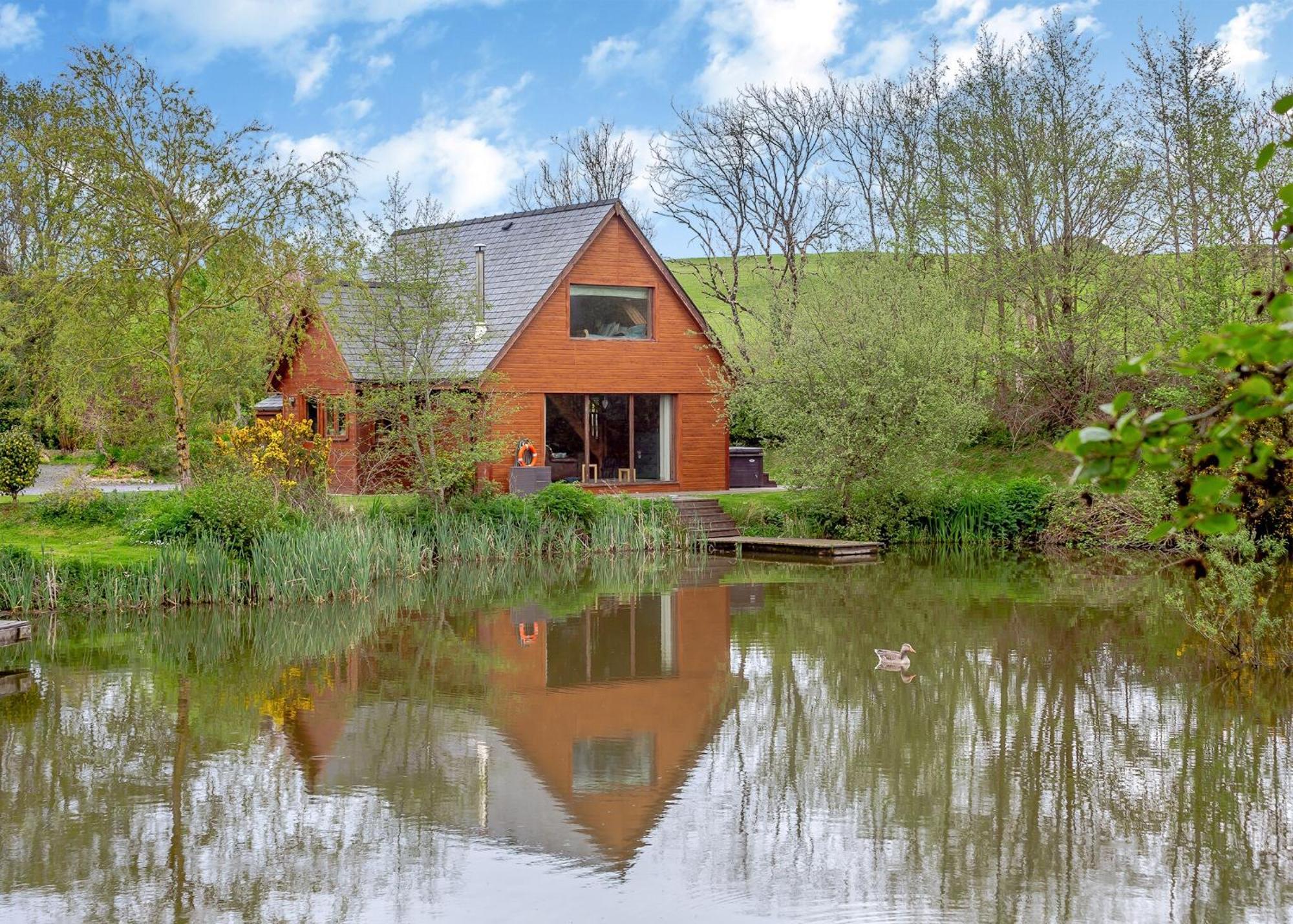 Anglesey Lakeside Lodges Menai Bridge Εξωτερικό φωτογραφία